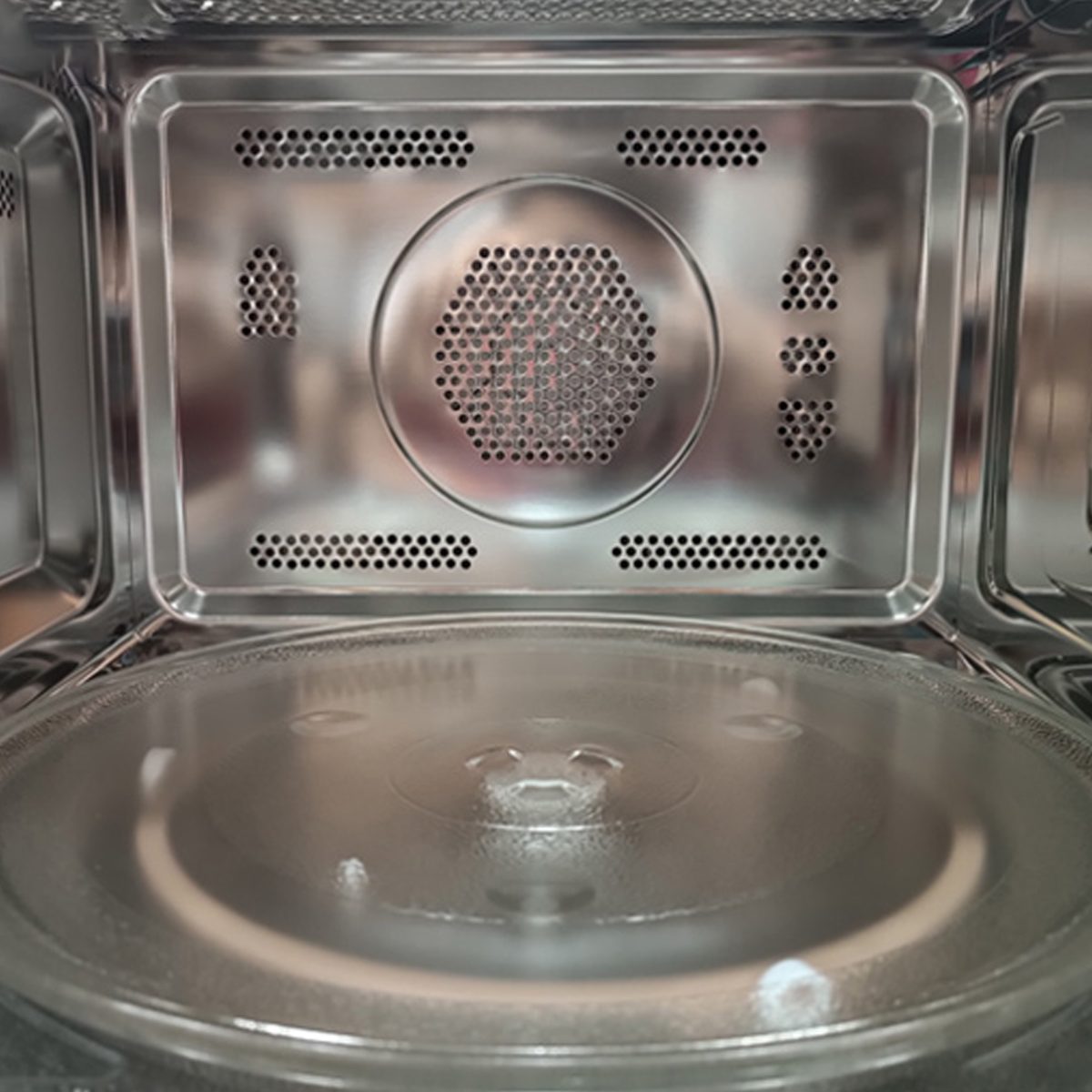 مایکروویو 30 لیتر اسنوا مدل SMO-FM30GCB